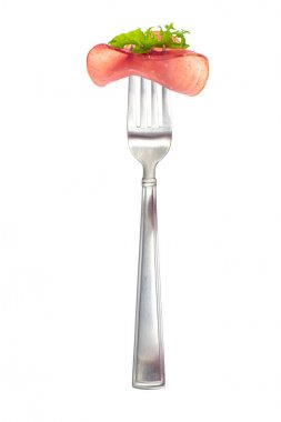 Çatal üzerinde füme jambon dilim