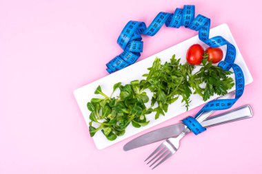 Kilo kaybı kavramı. Diyet yemekleri, yeşil salata