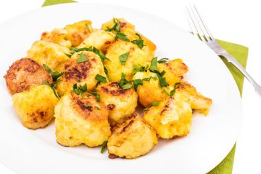 Sebze yemekleri. Çýkmak Breadcrumbs içinde kızarmış karnabahar,