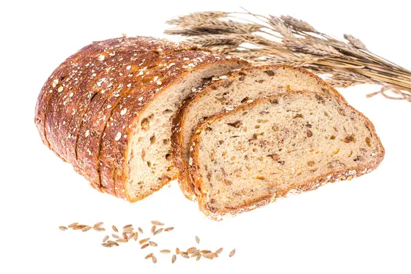 A magvak, teljes kiőrlésű kenyér — Stock Fotó