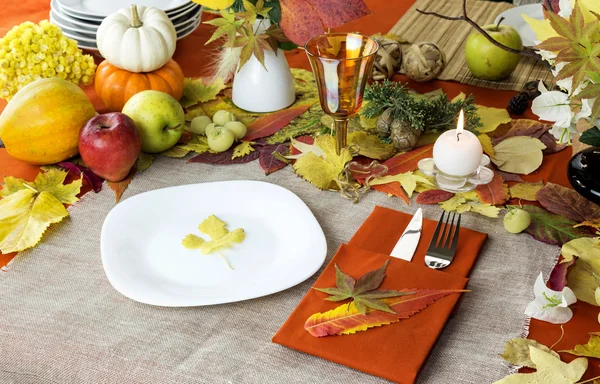 Design autumn serving table — Stock Photo, Image