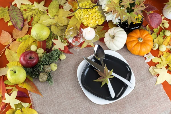 Ontwerp herfst seveertafel — Stockfoto