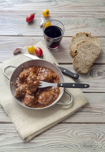 Polpette in salsa di pomodoro — Foto Stock