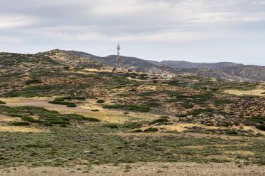 Kule iletişim antenler dağ ile