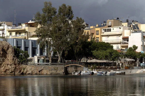 Θέα Από Ανάχωμα Στην Πόλη Του Αγίου Νικολάου Μια Θαλάσσια — Φωτογραφία Αρχείου