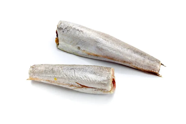 Två raw torsk på en vit bakgrund — Stockfoto