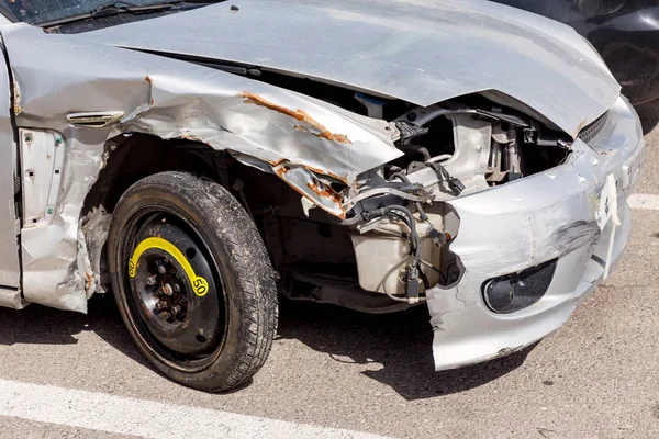 Broken car close-up — Stock Photo, Image