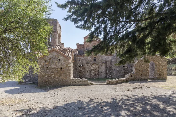 Cristiana, Iglesia ortodoxa de Santa Sofía primer plano (antigua ciudad de Mystras ) — Foto de Stock