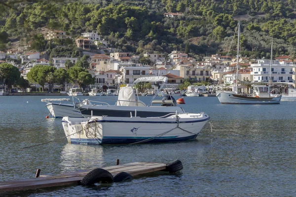 Muelle de la ciudad de Epidaurus (Grecia, Peloponeso ) — Foto de Stock