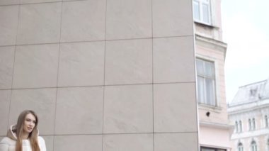 Moda model kürk manto sokak 4 k poz