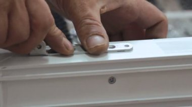 Windows fabrika işçisi geçici pencere eşiği, yakın çekim