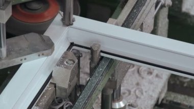 Fabrika makine üretim plastik pencere