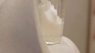 oksijen kokteyl köpük bir cam