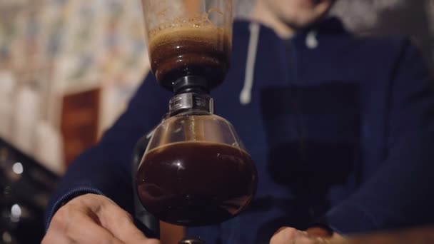 Maneira alternativa de fazer café em 4K — Vídeo de Stock