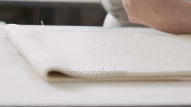 Puf hamur ekmek içinde hazırlanması