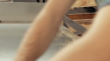 Çavdar ekmek fırında koyma işlemi