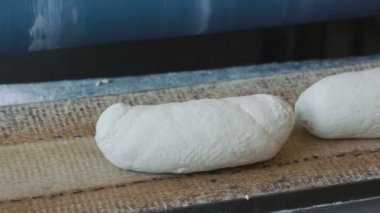 Ekmek pişirme için hamur hazırlama