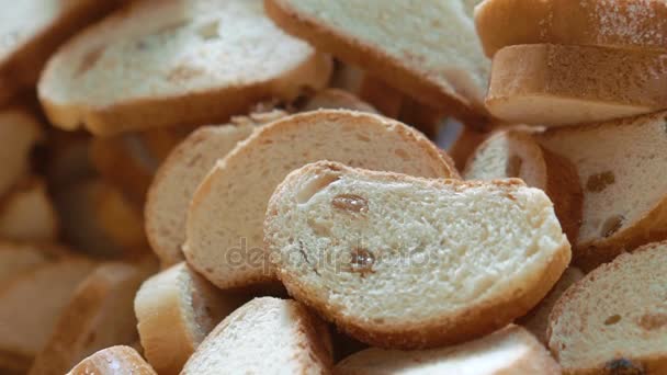 Üzümlü birçok taze tost, yakın çekim — Stok video
