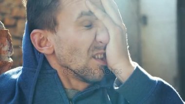 Yakışıklı bağımlısı catacomb 4 k endişesi vardır