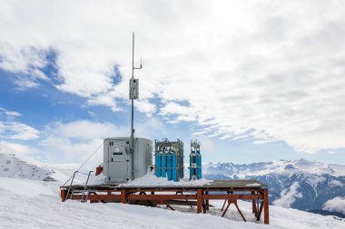 Sochi, Krasnaya Polyana, Rusya - 02 Şubat 2018: Rosa Khutor kayak merkezinde GazEx Barınağı