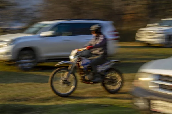 Soyut Bulanık Yol Motosiklet Arka Planı Kasıtlı Olarak Bulanık Çekim — Stok fotoğraf