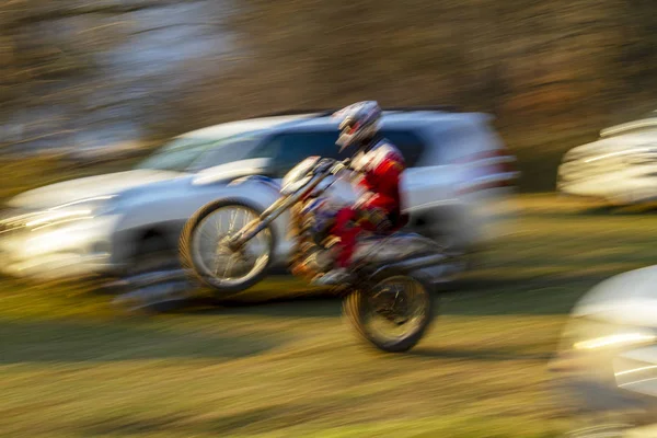 Abstrakt Verschwommener Straßen Und Motorradhintergrund Absichtlich Verschwommene Aufnahme — Stockfoto