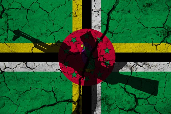 Hand Misshandel Gevär Bakgrunden Flaggan Dominica Och Sprickor Dominica Power — Stockfoto