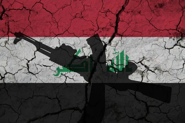 Irak Bayrağı Çatlakların Arkasında Yapımı Saldırı Tüfeği Var Irak Güç — Stok fotoğraf