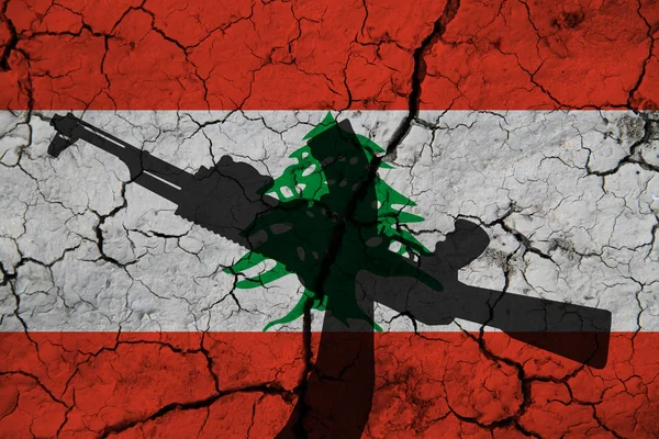 Lübnan Bayrağı Çatlakların Arkasında Yapımı Saldırı Tüfeği Lübnan Güç Kavramı — Stok fotoğraf