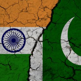 Le compagnie aeree prendono la strada più lunga mentre la frattura tra India e Pakistan mette a rischio i cieli