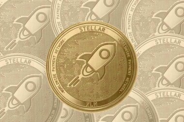 Altın kripto para yıldız işareti (xlm), gölgeli sikkelerin arka planında ethereum, iota, zcash, 0x, tron, dalgalanma, neo, litecoin, eos, cardano, bitcoin.