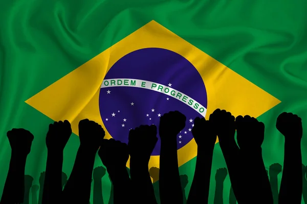 Силует Піднятих Рук Стиснутих Кулаків Задньому Плані Прапора Бразилії Концепція — стокове фото