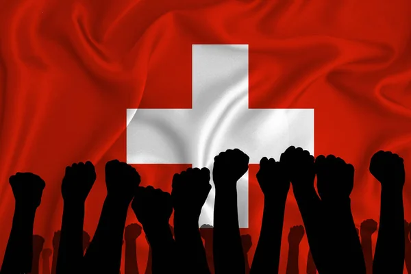 Силуэт Поднятых Рук Сжатых Кулаков Фоне Флага Швейцарии Понятие Власти — стоковое фото