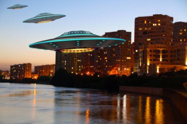 Bir metal ve gümüş UFO 'lar Dünya' yı istila etti. Bir grup uzay gemisi şehrin üstünde gökyüzünde uçarak dünyaya sarı ışınlar saçtı. 3B görüntüleme