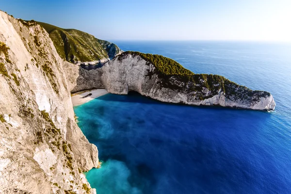 Navagio plaj Batığı ile — Stok fotoğraf