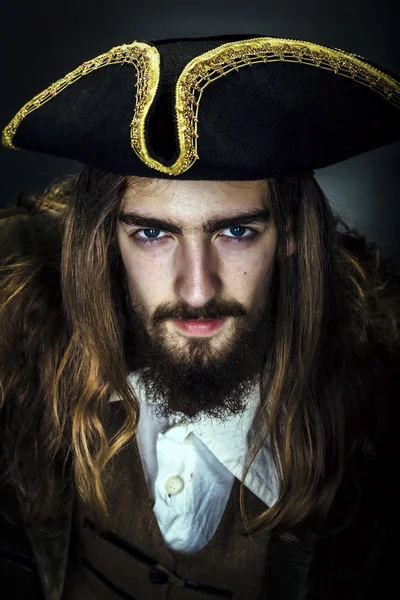 Retrato de un pirata medieval — Foto de Stock