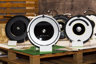 Robot elektrikli süpürge.