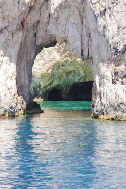 Deniz mağaraları Zakynthos