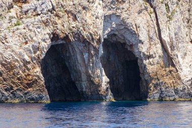 Deniz mağaraları Zakynthos