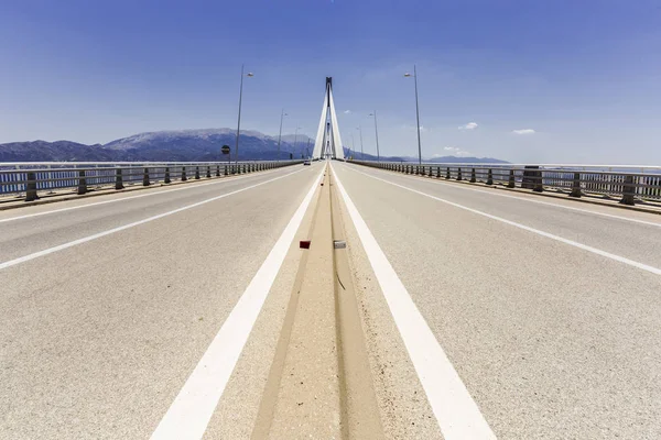 Camino al puente colgante — Foto de Stock