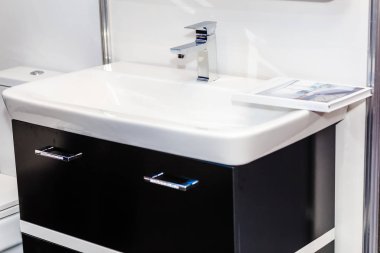 lavabo ile dolap