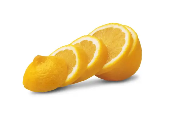 Нарезанный лимон изолирован — стоковое фото
