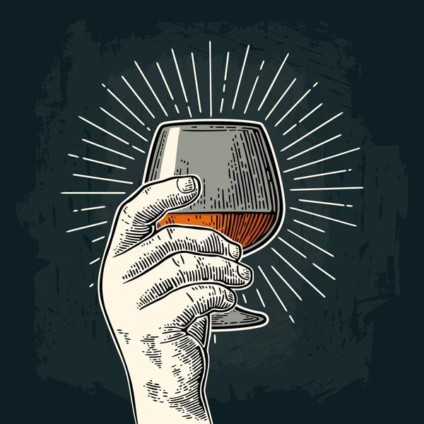 Main masculine tenant cognac de verre avec rayon. Gravure vectorielle vintage — Image vectorielle
