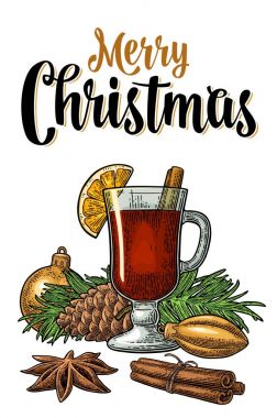 Mulled şarap cam ve malzemeler ile. Neşeli Noel kaligrafi yazı.