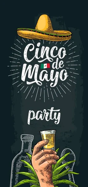 Lettrage de soirée Cinco de Mayo. Tequila main en verre, bouteille . — Image vectorielle