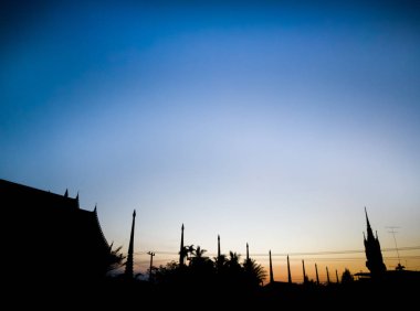 Günbatımının Silueti