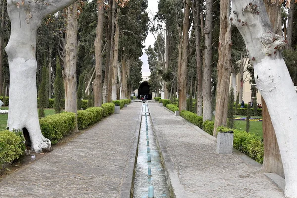 Fin, Kaşan,: Esfahan, Iran, 23 Mart 2017 bir tarihsel Farsça bahçesidir. Kaşan'ın Fin hamamı, Amir Kabir, Qajarid Sayın Başbakan, 1852 yılında Kral Nasereddin Şah tarafından gönderilen bir suikastçı tarafından öldürüldüğü yerden içerir — Stok fotoğraf