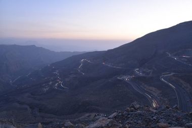 Araba yollar Jais Dağları, Jebel Jais, Ras Al Khaimah, Birleşik