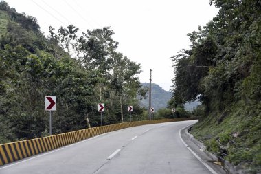 Manila, Filipinler, 12 Aralık 2017 yoldan Manila Bagu
