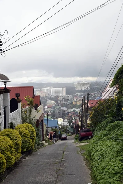Baguio City, Filipíny, 13 prosince 2017, Dominikánská Hill — Stock fotografie